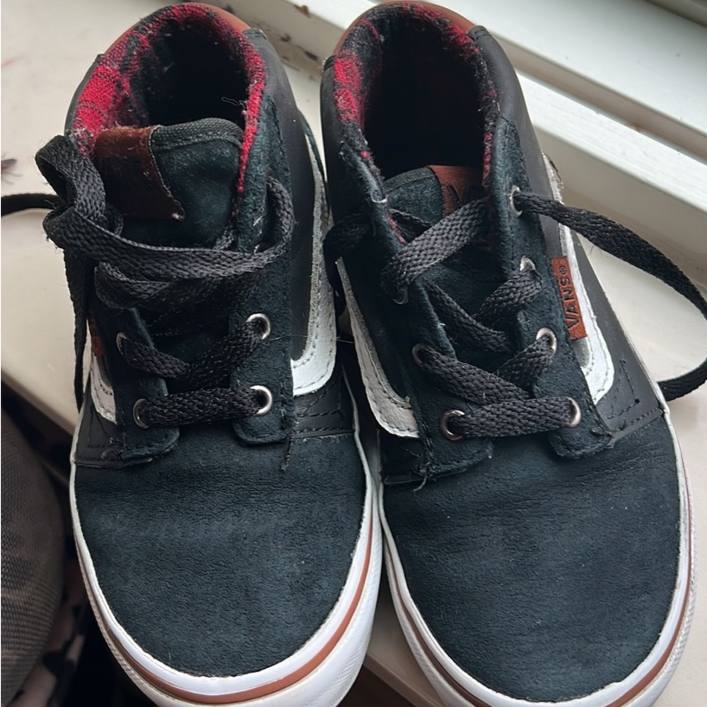 Kids vans sneakers